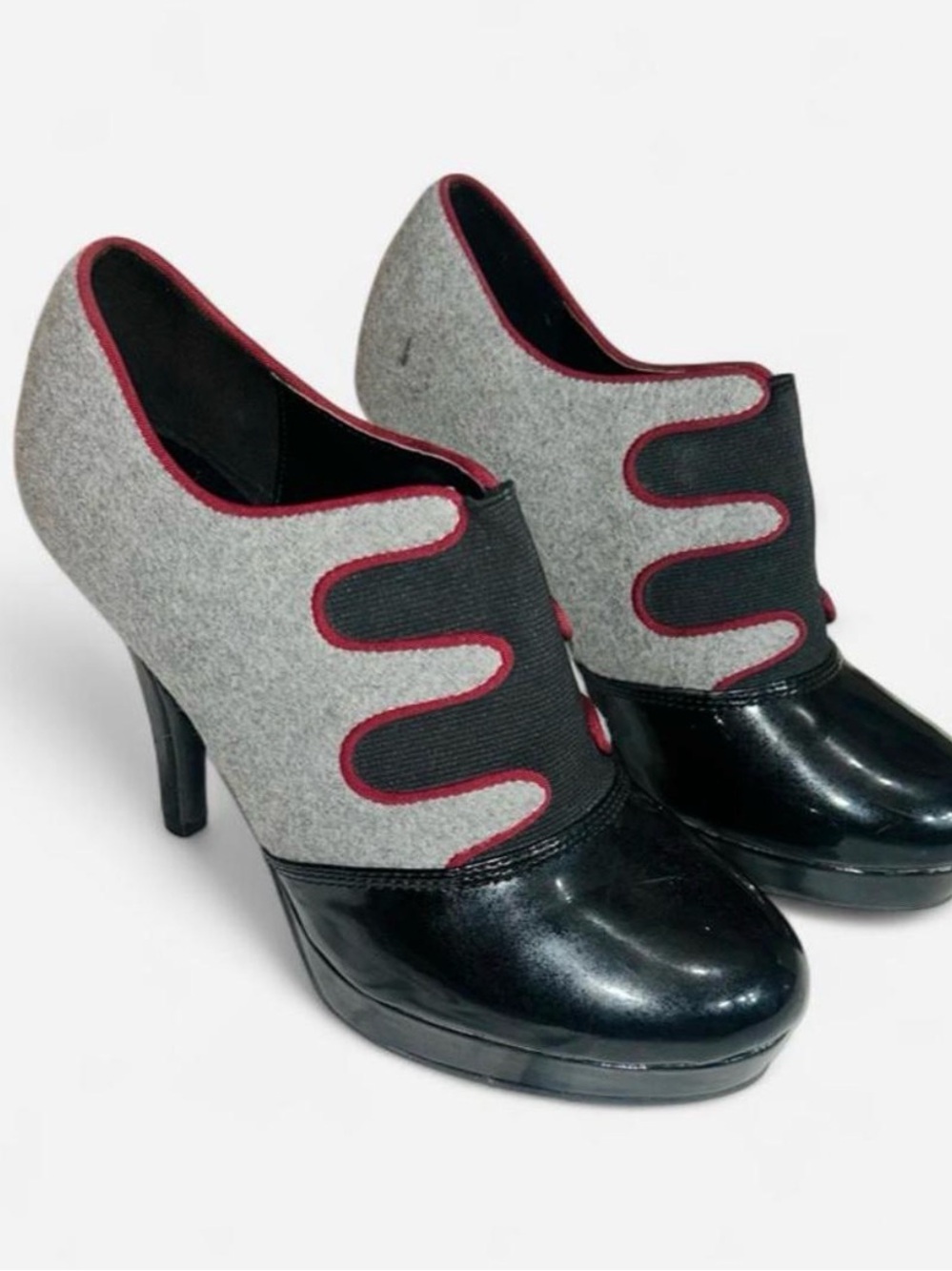 Elegant Grey and Black Women's Heels with Red Trim